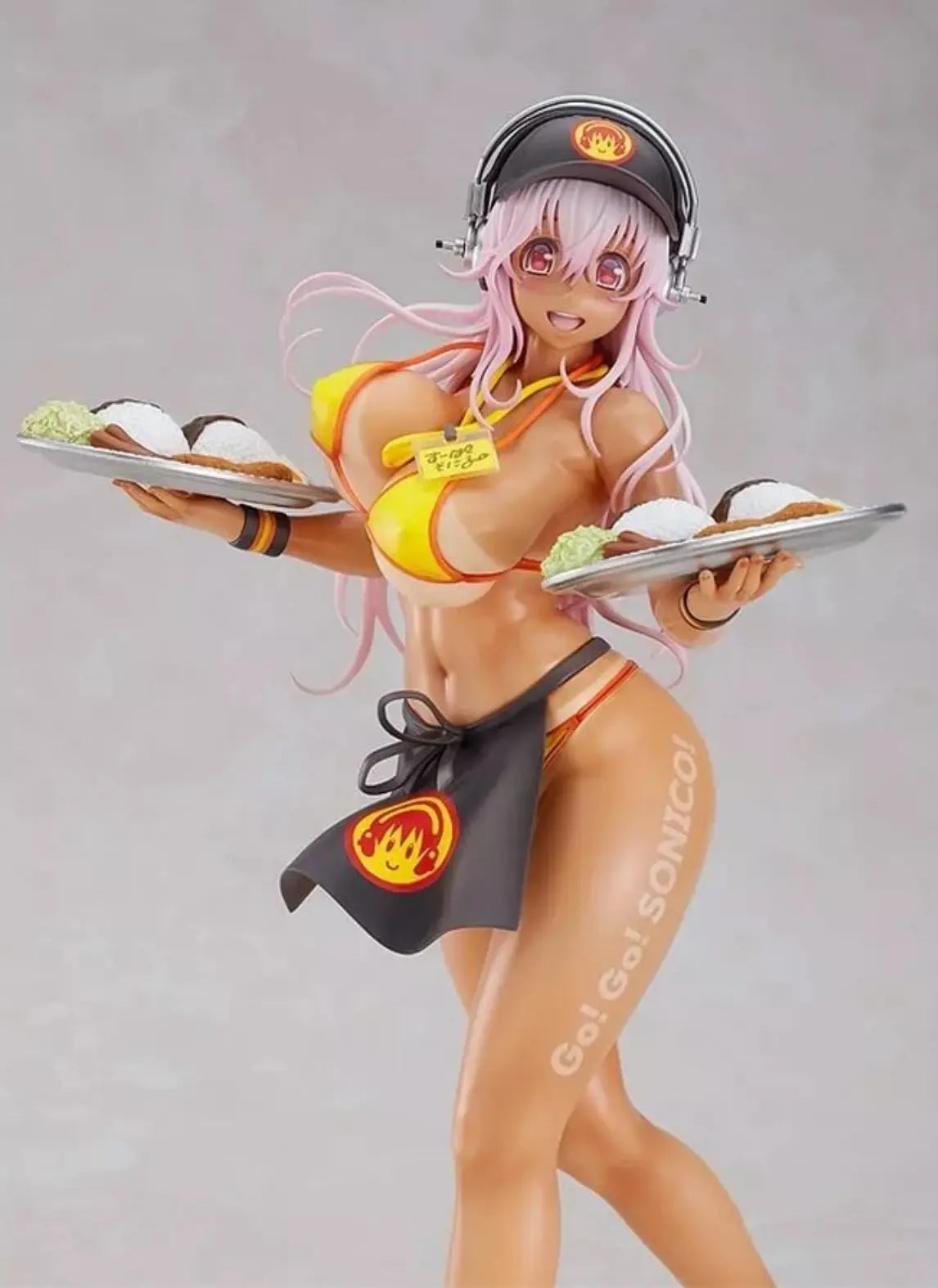 Super Sonico: Bikini Waitress Ver. Pom Pom Tina