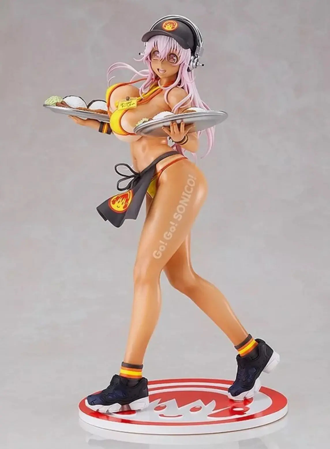 Super Sonico: Bikini Waitress Ver. Pom Pom Tina