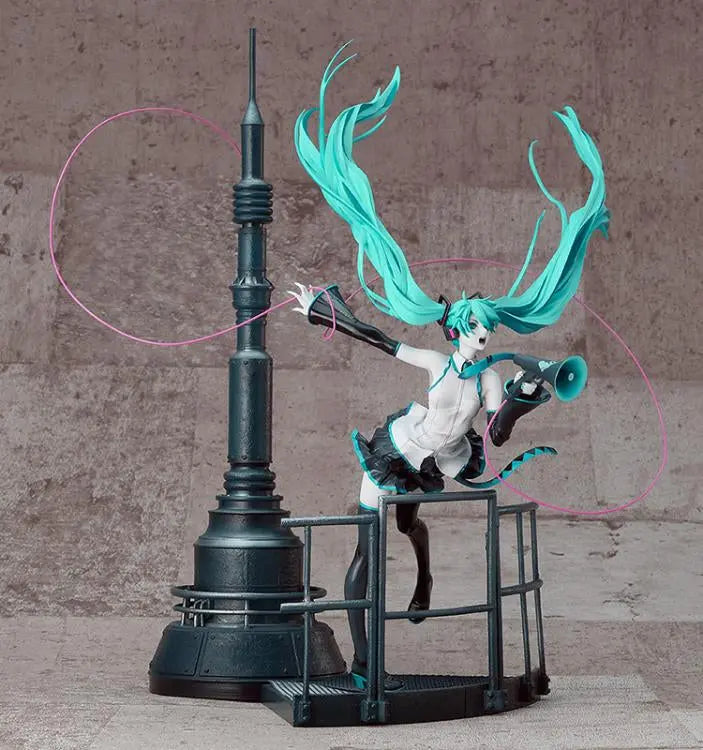 Good Smile Company Hatsune Miku Love is War Refined Ver. 20th Anniversary Book Pom Pom Tina