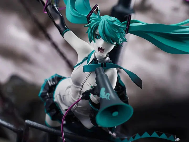 Good Smile Company Hatsune Miku Love is War Refined Ver. 20th Anniversary Book Pom Pom Tina