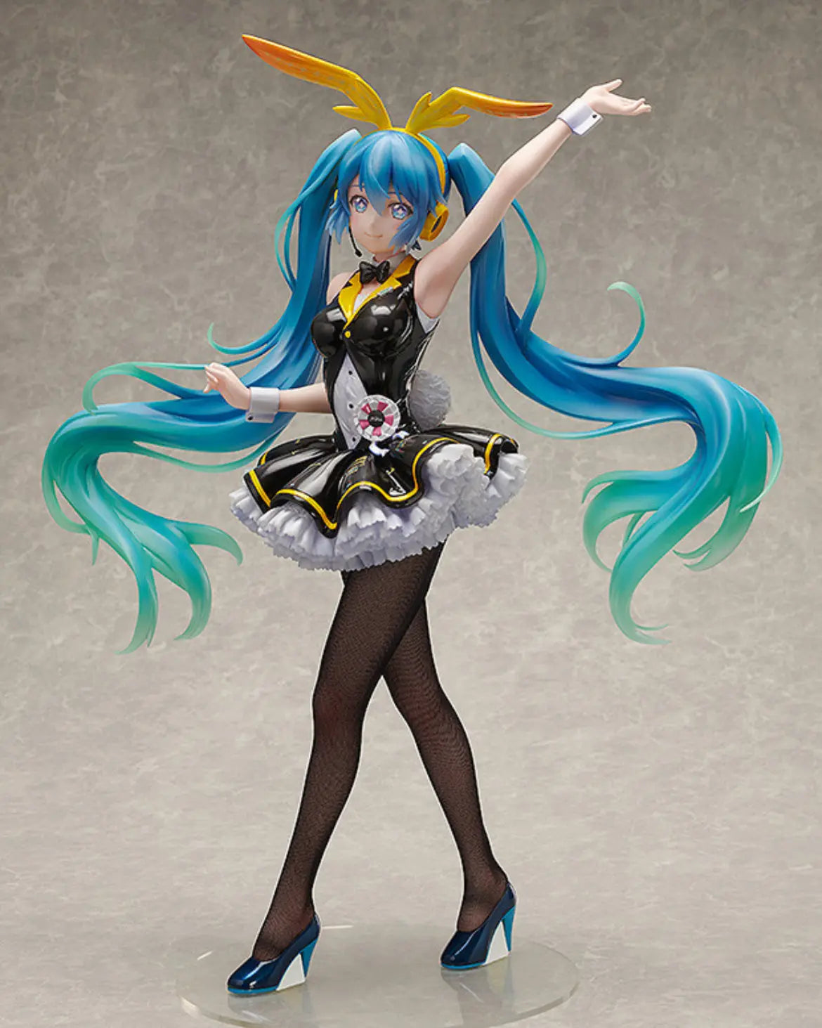 FREEing Hatsune Miku My Dear Bunny Ver. Pom Pom Tina