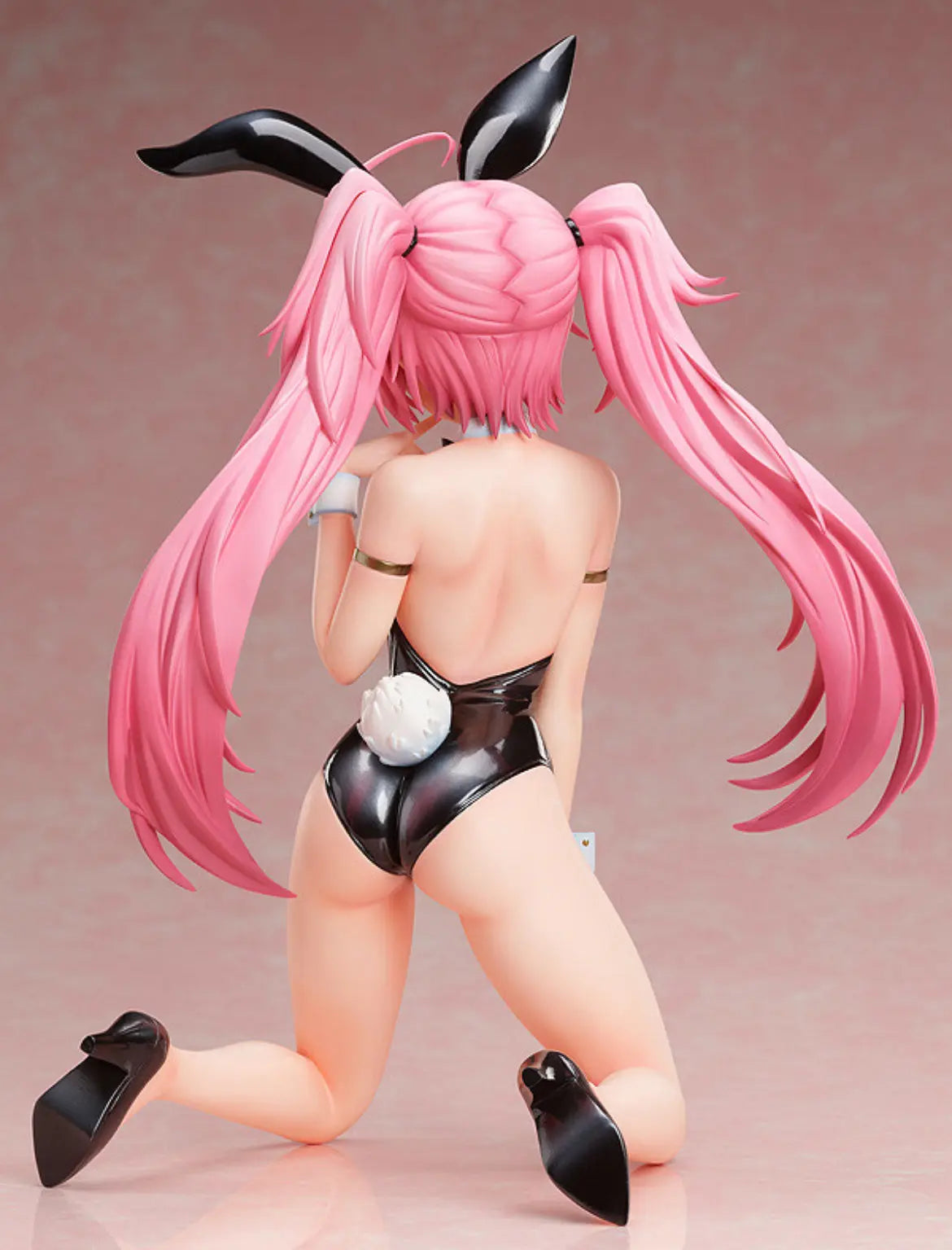 FREEing Millim Bare Leg Bunny Ver. Pom Pom Tina