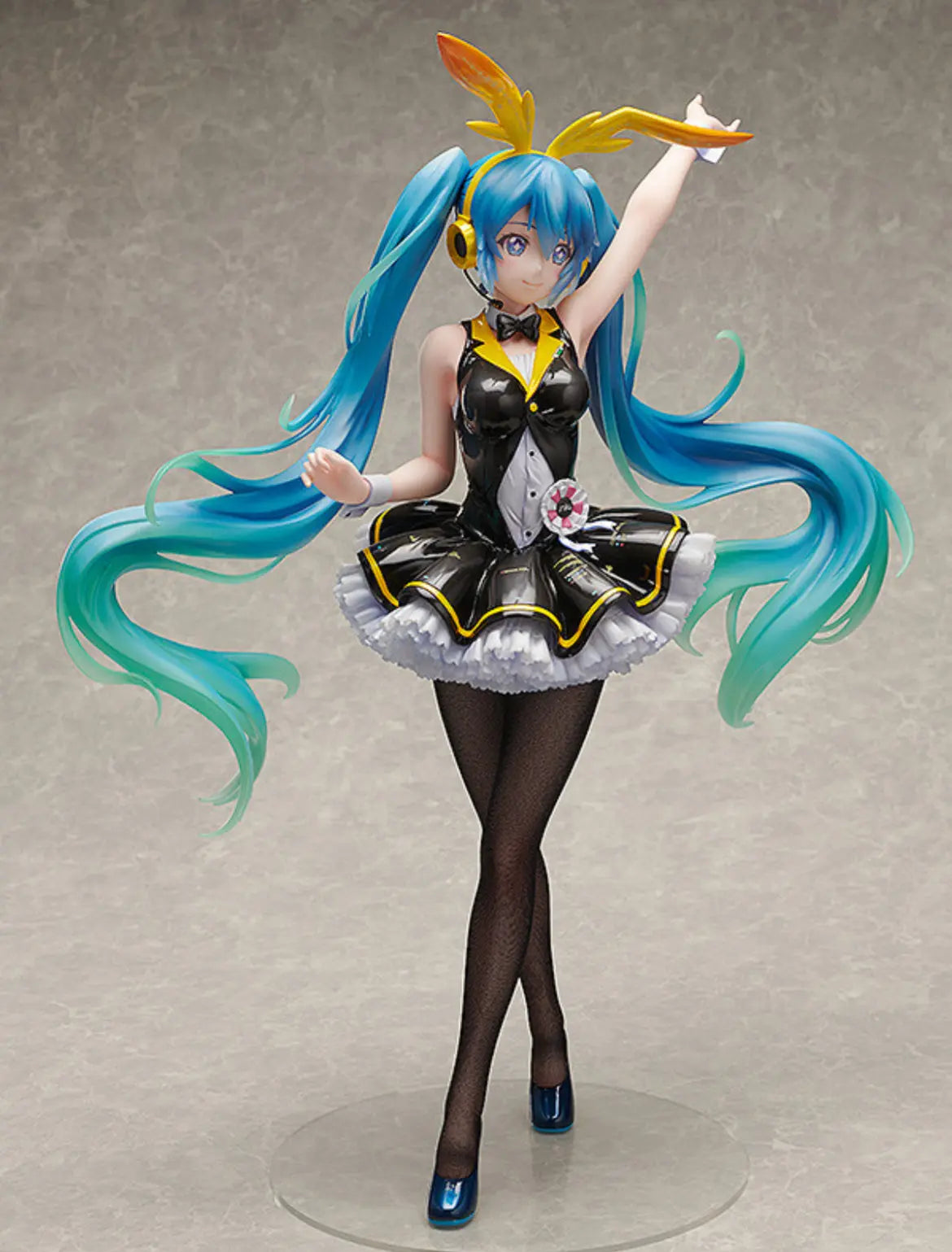 FREEing Hatsune Miku My Dear Bunny Ver. Pom Pom Tina