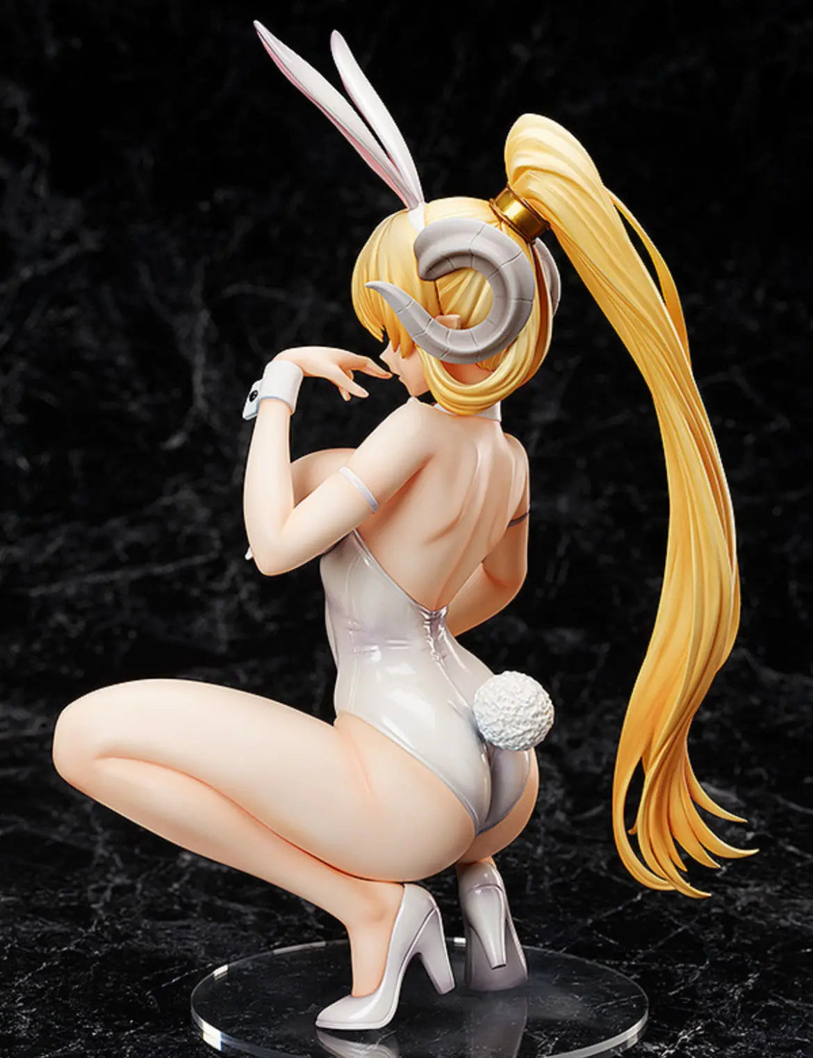FREEing Lucifer Bare Leg Bunny Ver. Pom Pom Tina