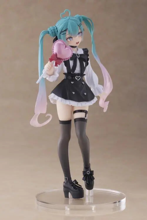 Taito Hatsune Miku Fashion Subculture Ver. Pom Pom Tina