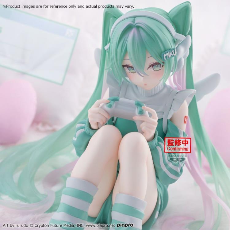 Vocaloid Holiday Memories Hatsune Miku (Game) Figure