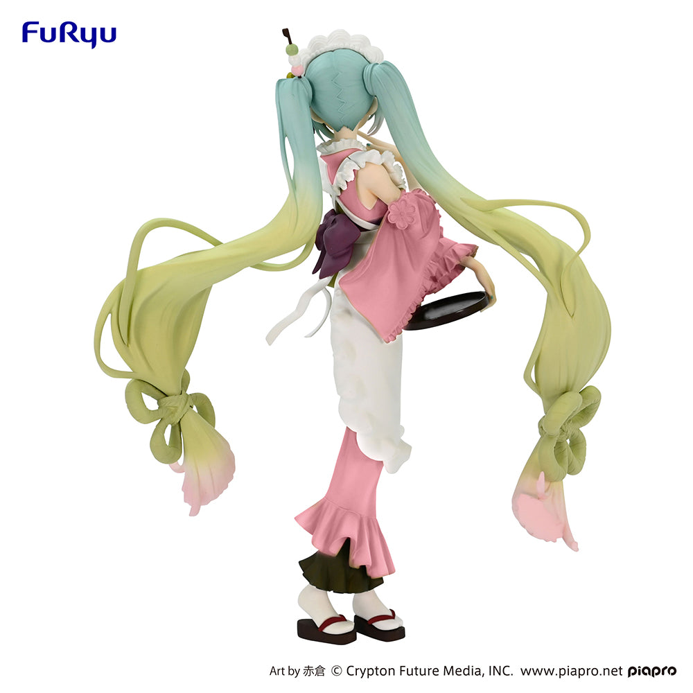 FuRyu Hatsune Miku SweetSweets Series (Matcha Green Tea Parfait) Cherry blossom color Figure