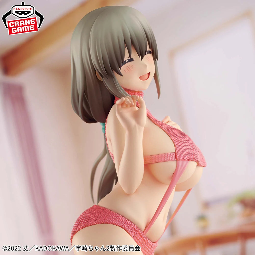 Uzaki-chan   Wants   to   Hang   Out!   Eternal   Romance   Figure   -   Tsuki   Uzaki   Sweater   Swimsuit   Ver.