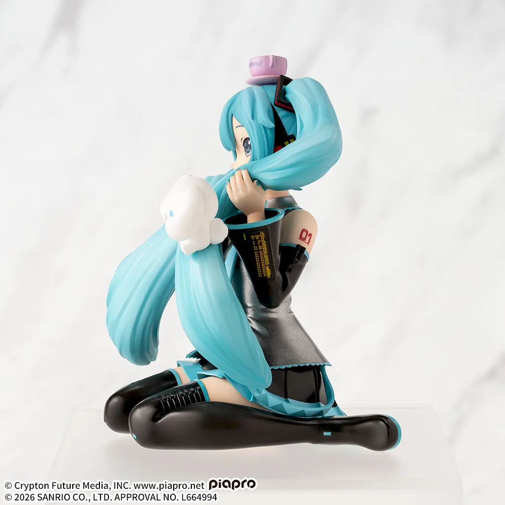 Sega Hatsune Miku x Cinnamoroll Choconose Premium Figure