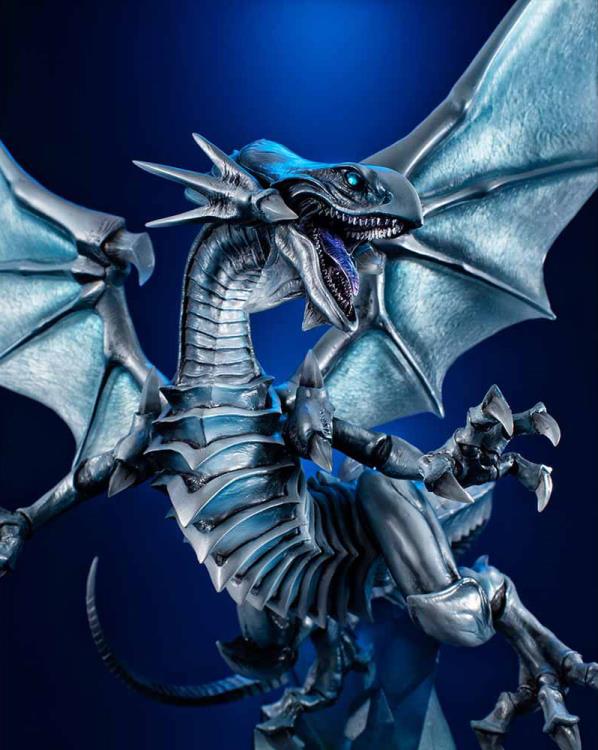 Yu-Gi-Oh! Duel Monsters Art Works Monsters Blue-Eyes White Dragon (Holographic Edition)